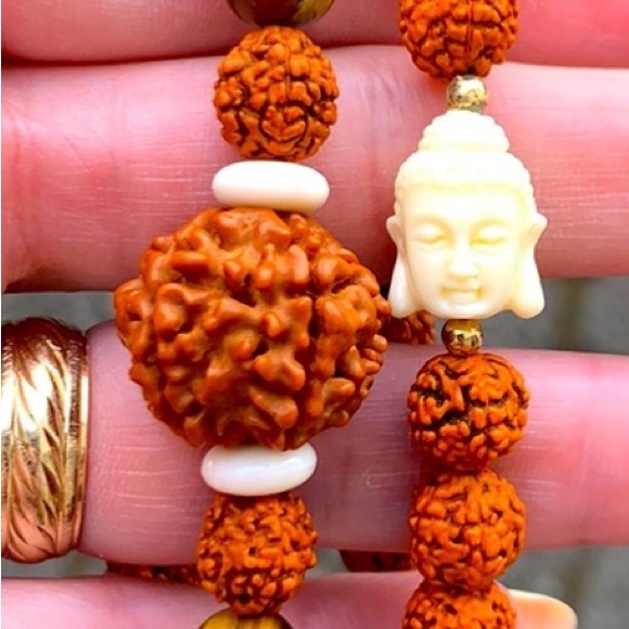 Handmade Rudraksha healing bracelets set - Picture 4 of 7